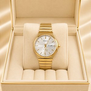 Relógio Casio Octagonal Dourado Resistente à Água