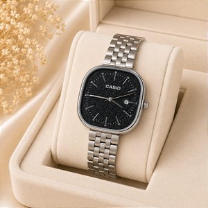 Relógio Casio Quadrado Prata Fundo Preto