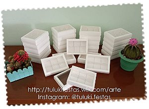 Caixa Presente Lisa com Visor