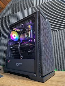 PC Gamer AMD Ryzen 7 7800x3D + RX 9060 XT + 32GB DDR5 + SSD 1TB NVME + B840M