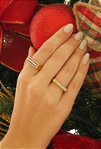 ANEL REGULÁVEL GEOMÉTRICO CRAVEJADO COM PÉROLAS