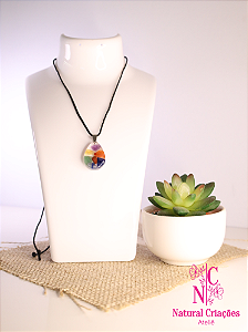 Colar de Resina com Pingente dos 7 Chakras