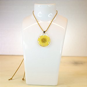 MARGARIDA AMARELA - COLAR