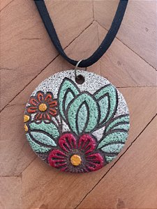 Colar Flor Redondo Pequeno
