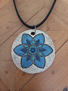 Colar Mandala Redondo Pequeno Azul e Turquesa