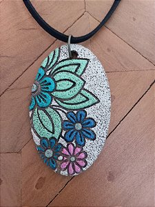 Colar Flor Oval Pequeno