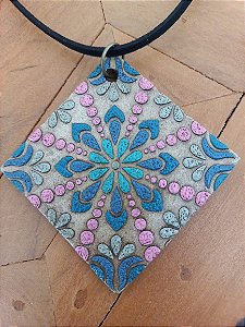 Colar Mandala Quadrada Médio