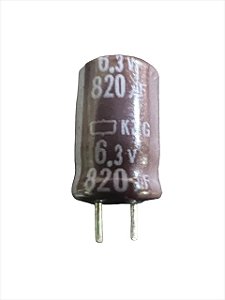 ELETROLÍTICO 820UF/6,3V 105GRAUS ( 7 X 12 M/M )