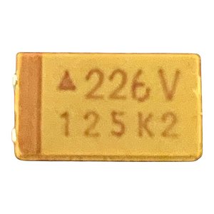 CAPACITOR TANTALO SMD 226 = 22UF/35V CASE C