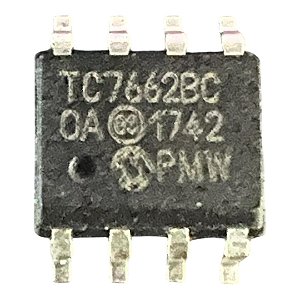 CIRCUITO INTEGRADO TC 7662 BCOA ( SMD )