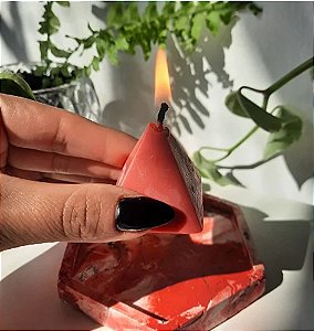 Vela Pirâmide Pequena