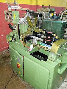 Torno Automático