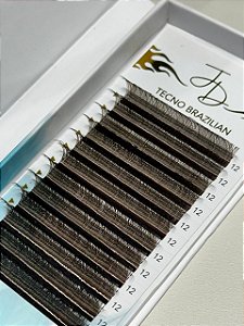 EXTENSÃO DE CÍLIOS TECNO BRAZILIAN MARROM VOLUME BRASILEIRO D 0.07MM JD - 12MM