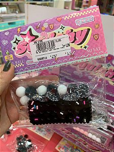 Taby Squishy Bolo – Seu Novo Brinquedo Fofinho e Relaxante!