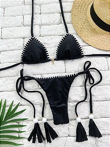 Calcinha Preto Shine Fio Duplo Amarra Fina com Crochê e Miçangas (BUSTO NÃO INCLUSO)