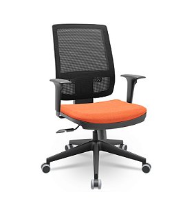 Cadeira Plaxmetal Brizza Presidente Tela Preta Assento Poliéster Braços Reguláveis Base Itália Mecanismo Relax