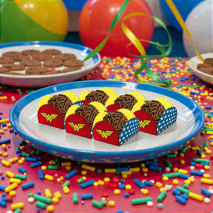 Porta Forminha Mulher Maravilha Festcolor