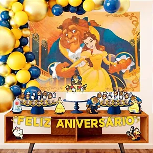 Painel em TNT Cenário Bela e a Fera Piffer