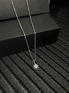 Colar Estrela Cravejada