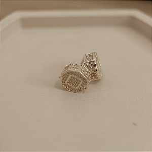Brinco Poligono Cravejado - Banhado Ouro 18K