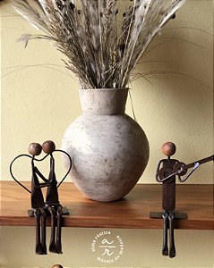 Esculturas Artesanais de ferro e madeira