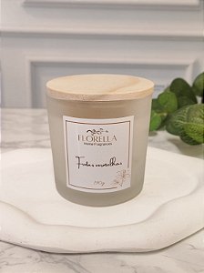 Vela frutas vermelhas