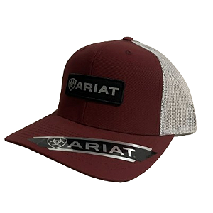 Boné Ariat Vemelhor com Logo Centro Preto