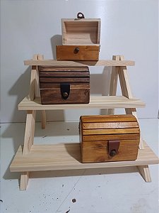 Expositor desmontável arquibancada com três prateleiras FMS MadeirArtt