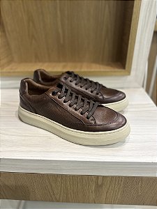 Tênis casual marrom
