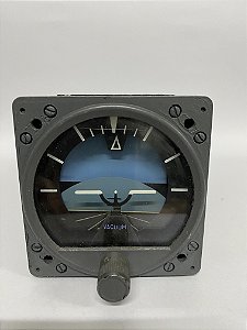 ATTITUDE GYRO INDICATOR - 5000F-10 / 1U149-002-2 /  C661056-0202 - CASTLEBERRY