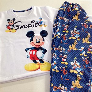 Pijamas de personagens