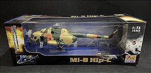 1:72 Easy Model Helicóptero Mi-8 Hip-C Germany Army Rescue Group