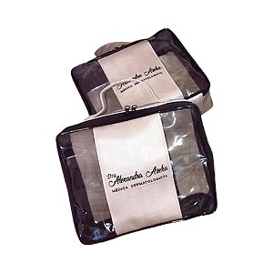 Necessaire com Alça de Mão e Recortes em Cristal