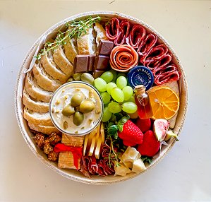 Cesta de Frios em Campinas | Tábua de frios Em Campinas e região | Caixa de frios M