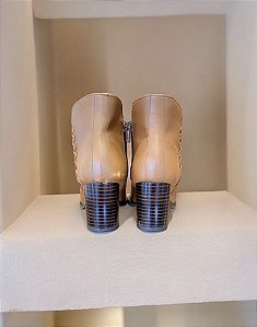 Bota couro legítimo nude cano curto