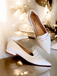 Sapatilha off bico fino salto baixo