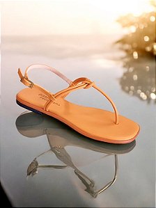 Rasteira coral de dedo