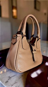 Bolsa meia lua bege couro legítimo