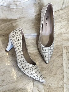 Scarpin croco off white conforto