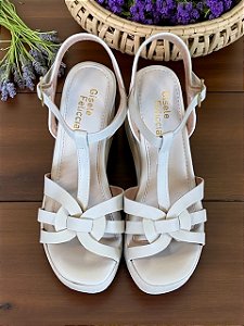 Sandália anabela Gaia off white