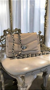 Bolsa luxo nude P matelassê 100% couro