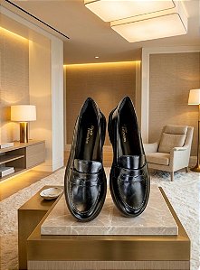 Mocassim Preto Paris Solado Alto