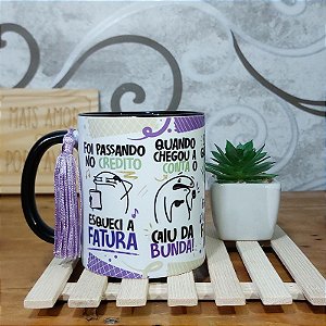 Caneca Meme Fatura do cartão de credito - Preta