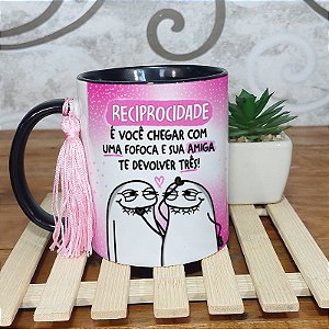 Caneca amigas  flork meme reciprocidade e fofoca
