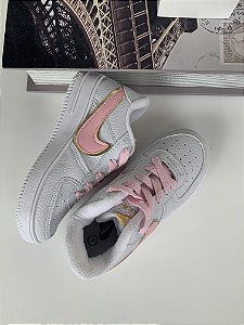 TÊNIS NIKE ROSA 20 AO 33