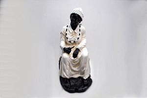 Imagem Preta Velha de resina