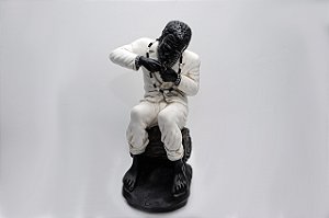 Imagem Preto Velho de resina