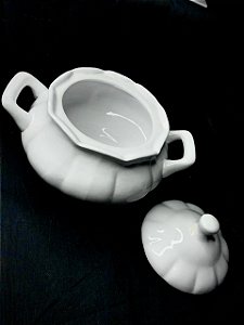 SOPEIRA COM PÉ DECORATIVA LISO