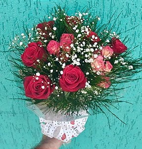 Buquê de Rosa Spray e Vermelha