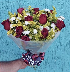 Buquê de 12 Rosas Vermelhas